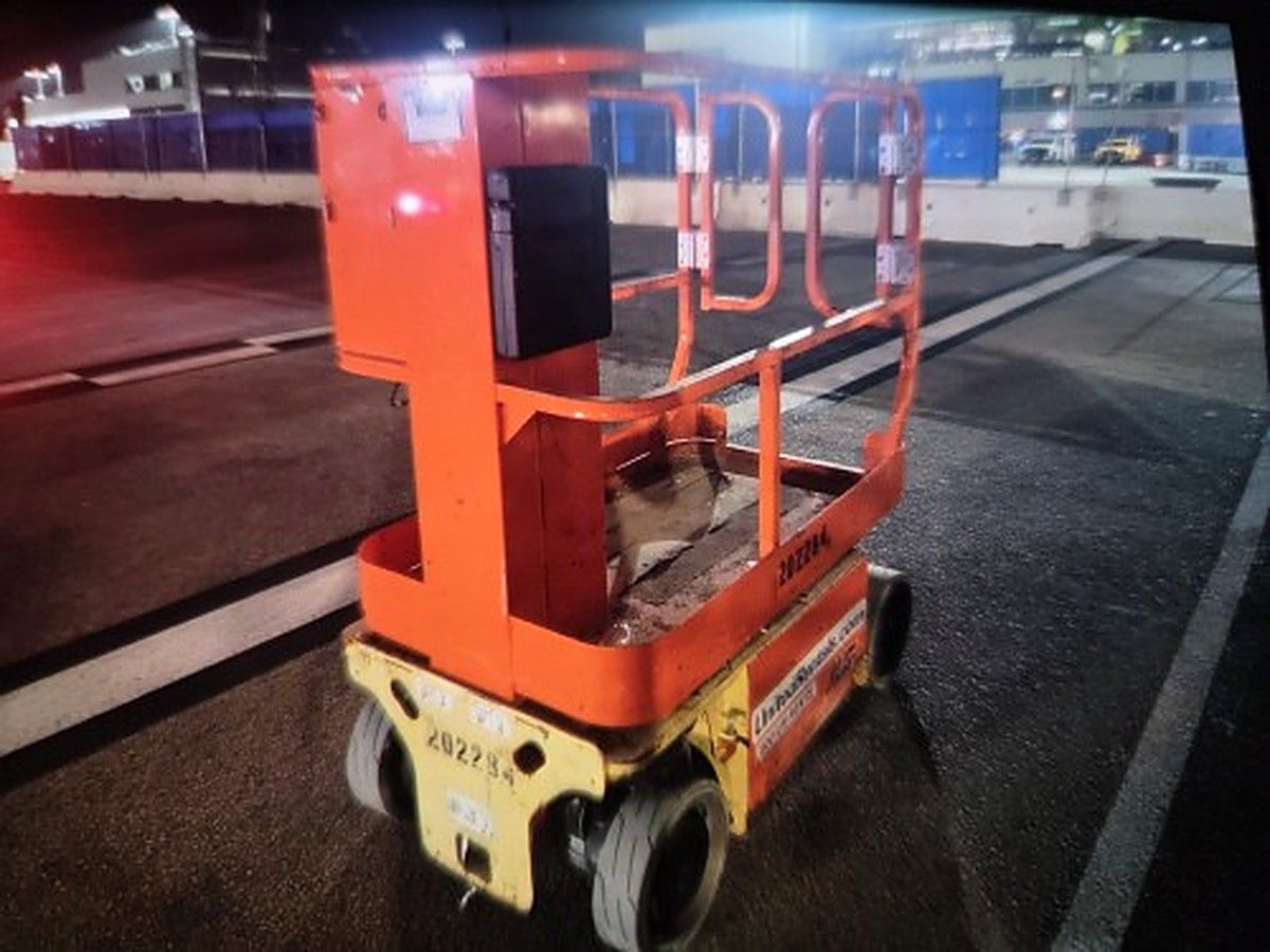 JLG 1230ES photo 2