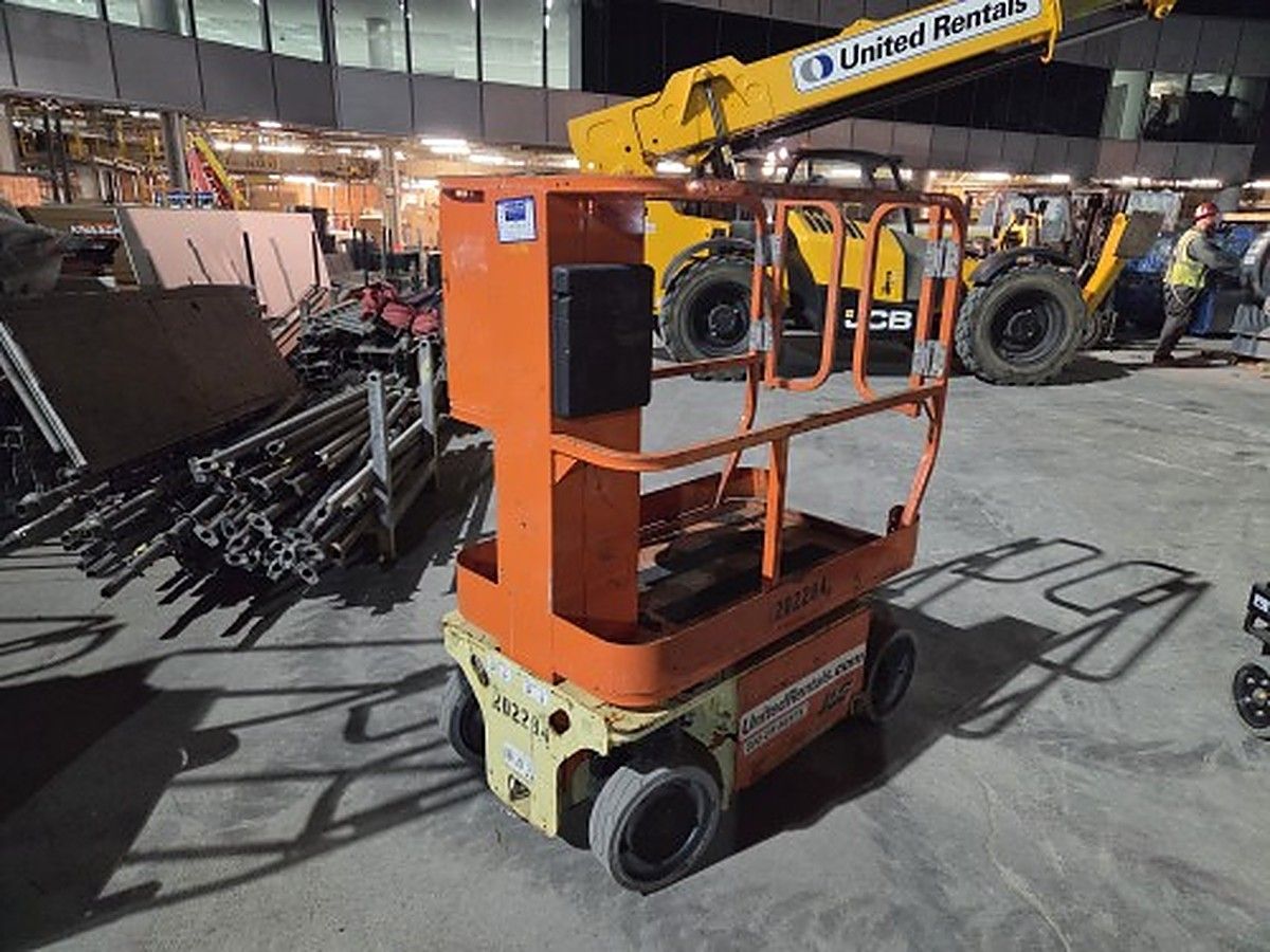 JLG 1230ES photo 6