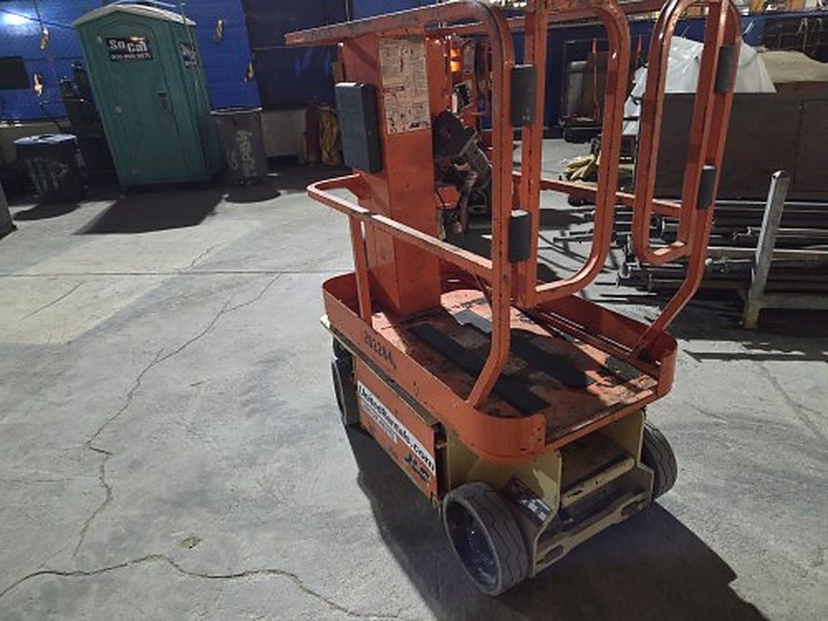 JLG 1230ES photo 9