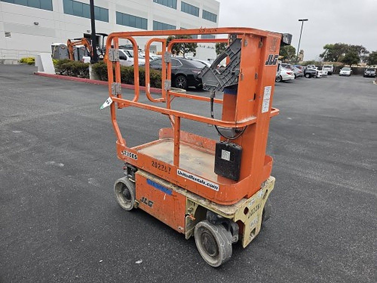 JLG 1230ES photo 2