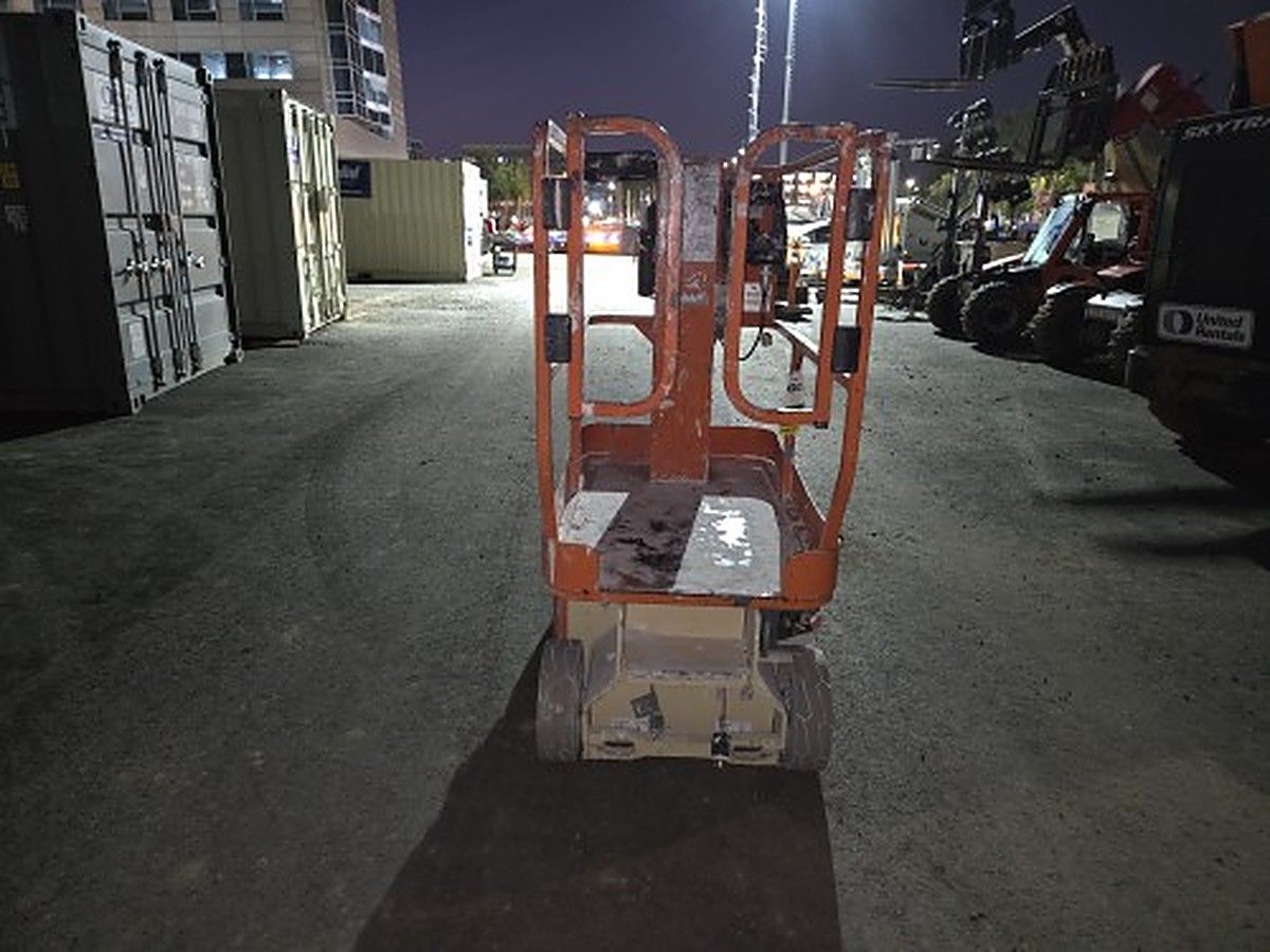 JLG 1230ES photo 7