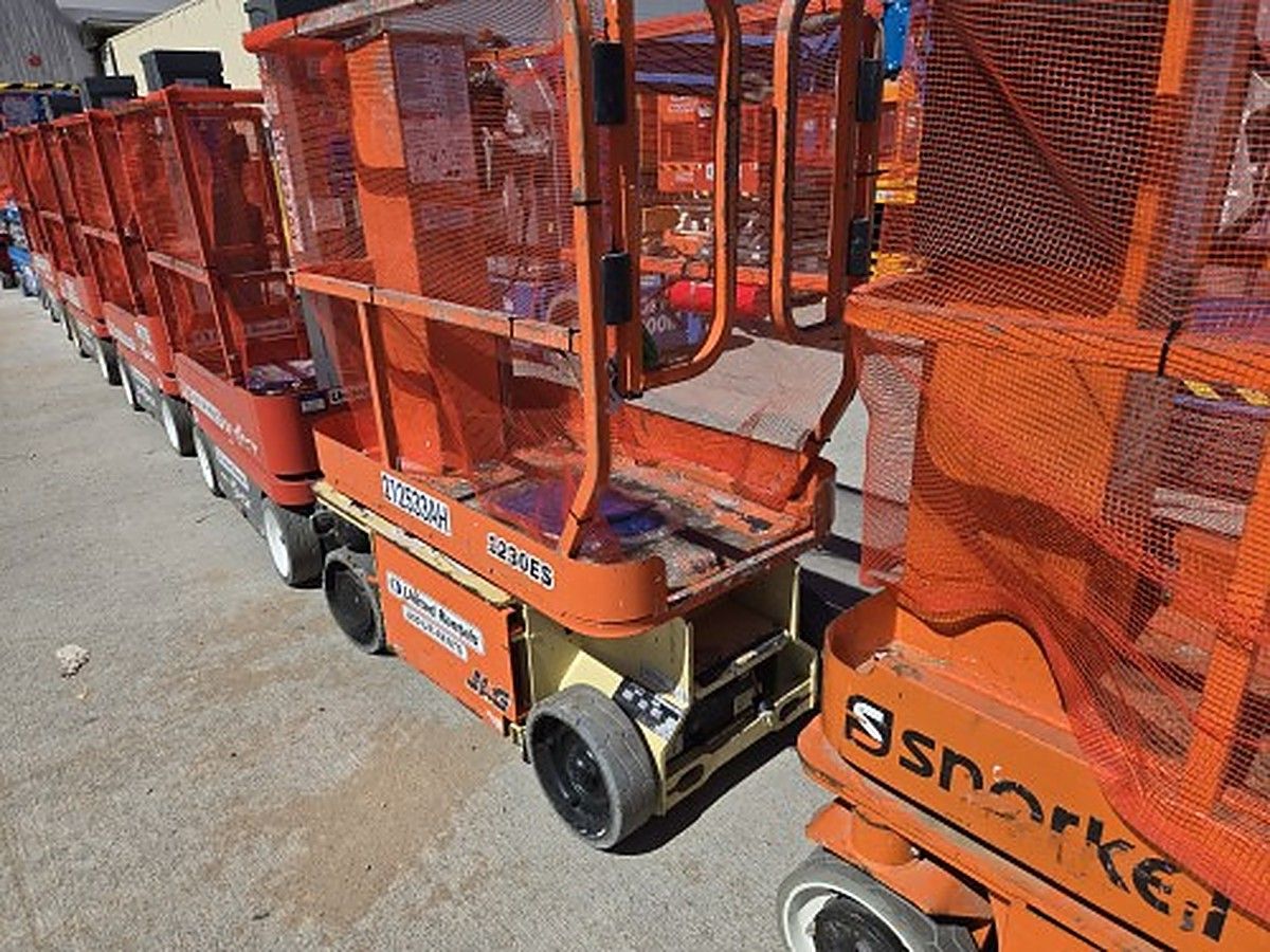 JLG 1230ES photo 5