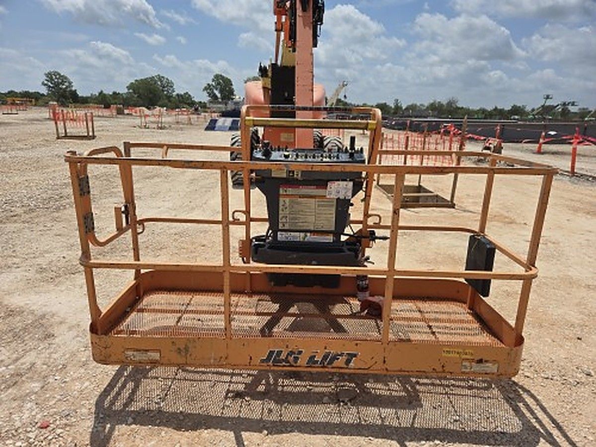 JLG 1250AJP photo 5