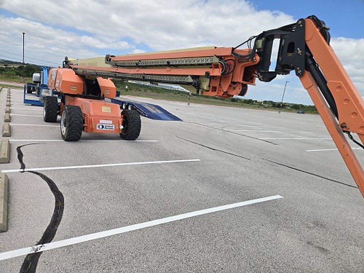 JLG 1350SJP photo 2