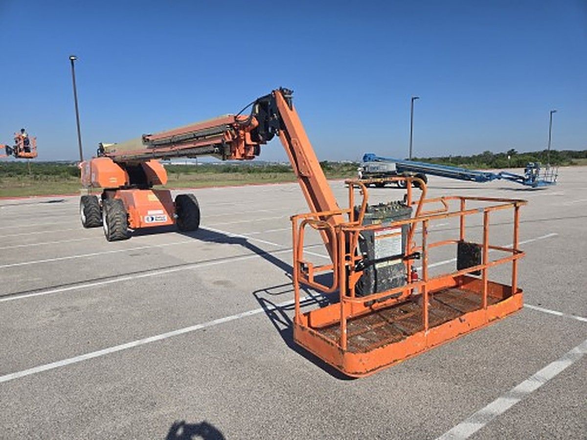 JLG 1350SJP photo 11