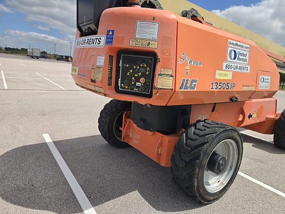 JLG 1350SJP photo 5