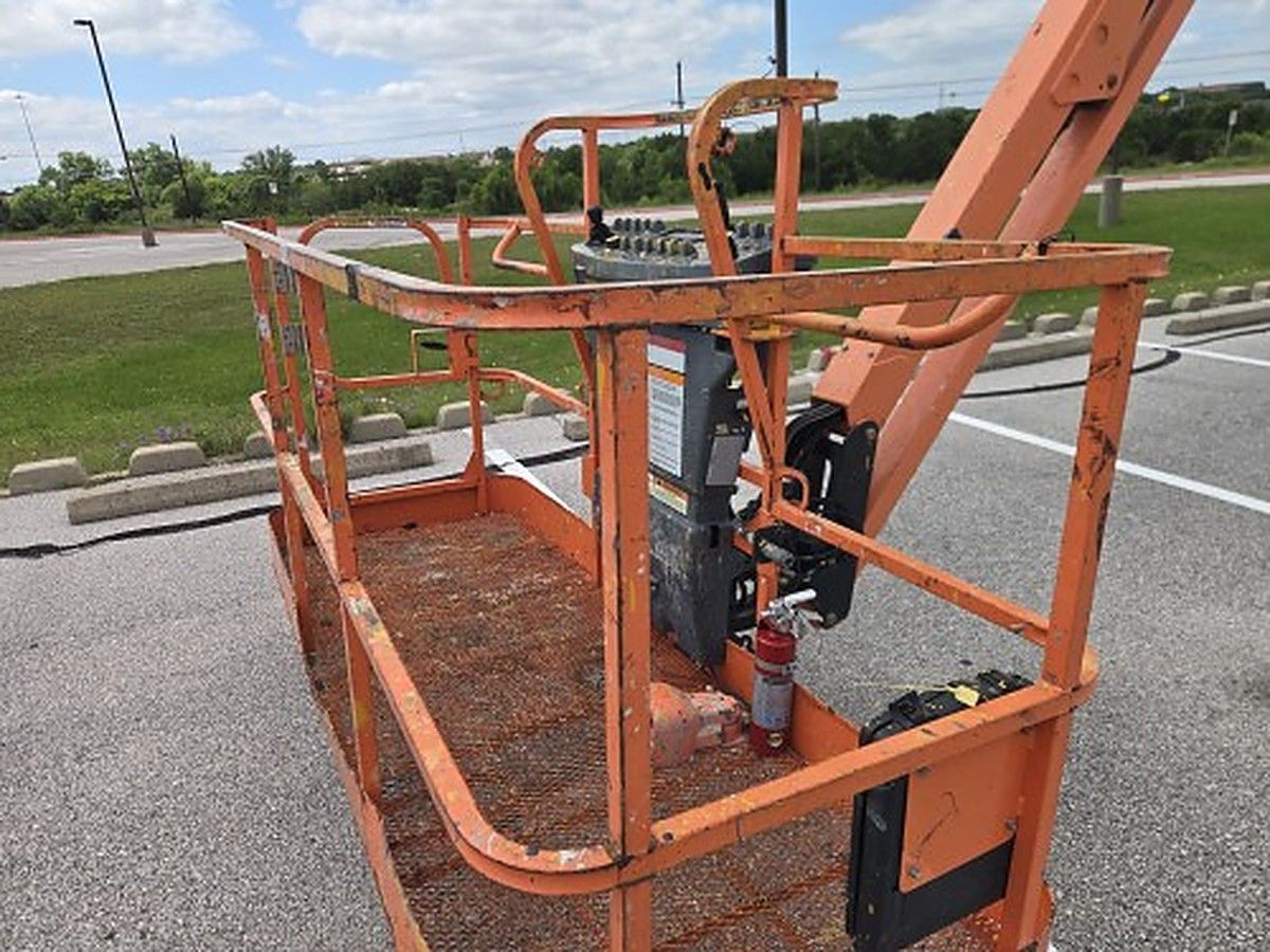 JLG 1350SJP photo 6