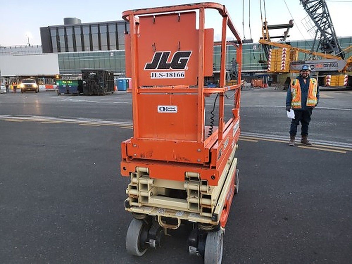 JLG 1930ES photo 4