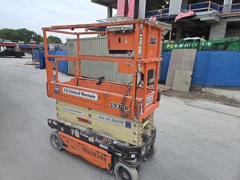 2018 JLG 1932R Scissor Lift 19' Electric