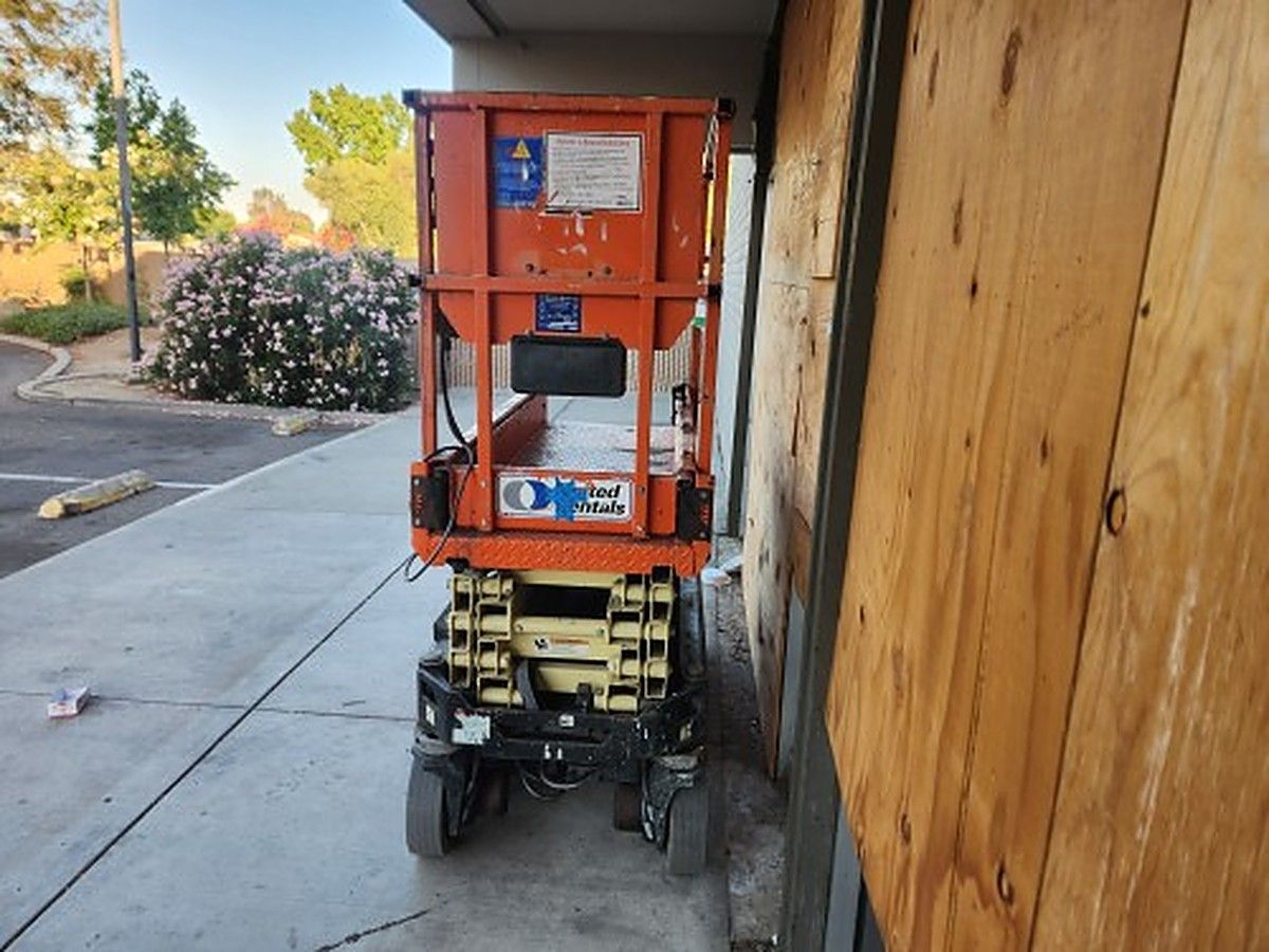 JLG 1932R photo 2