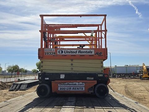 2018 JLG 1932R Scissor Lift 19' Electric
