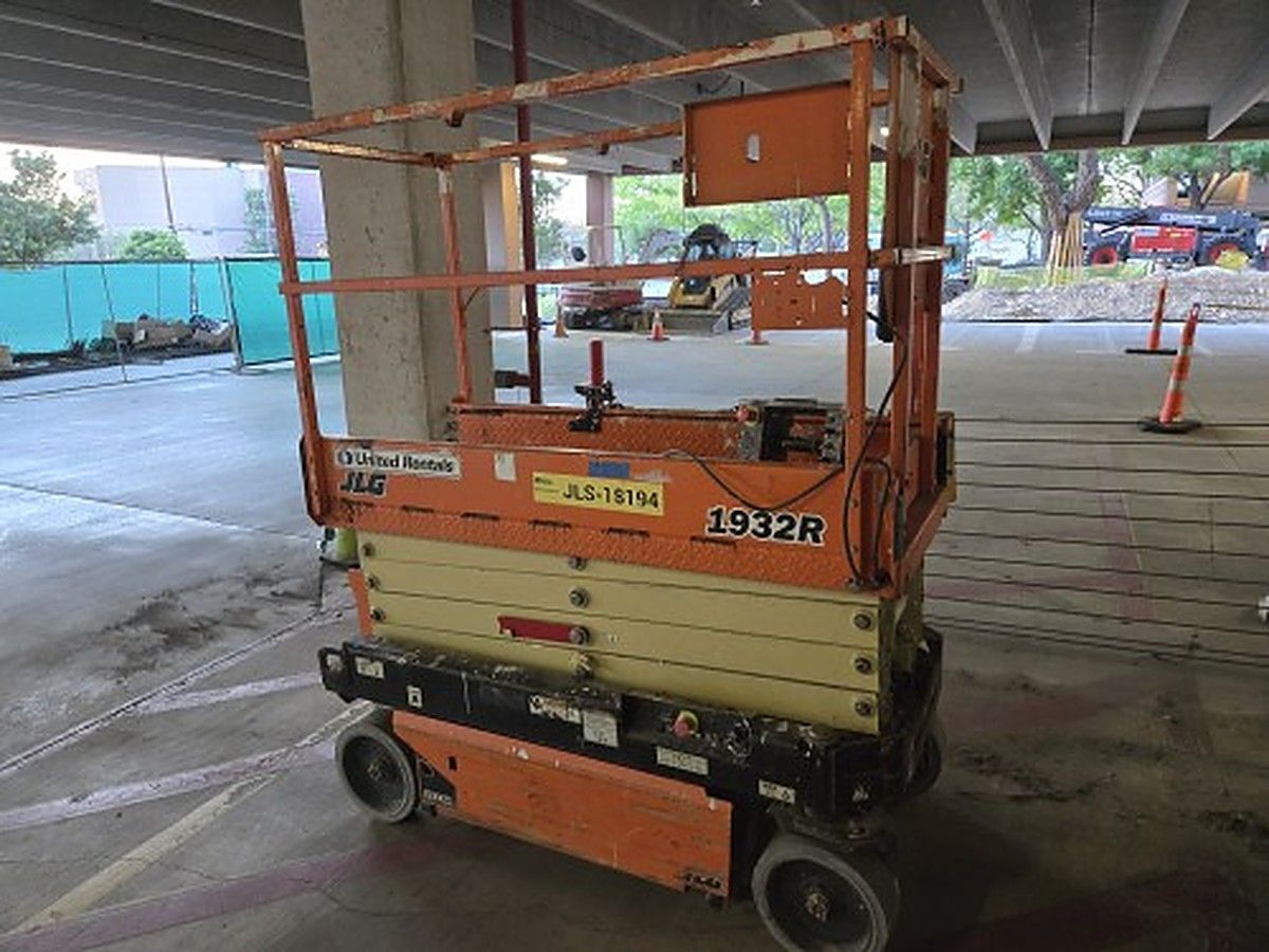 JLG 1932R photo 3