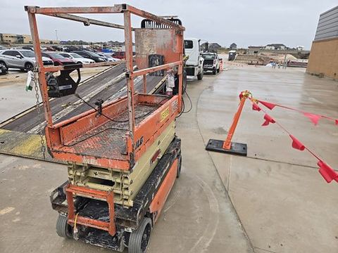 2018 JLG 1932R Scissor Lift 19' Electric