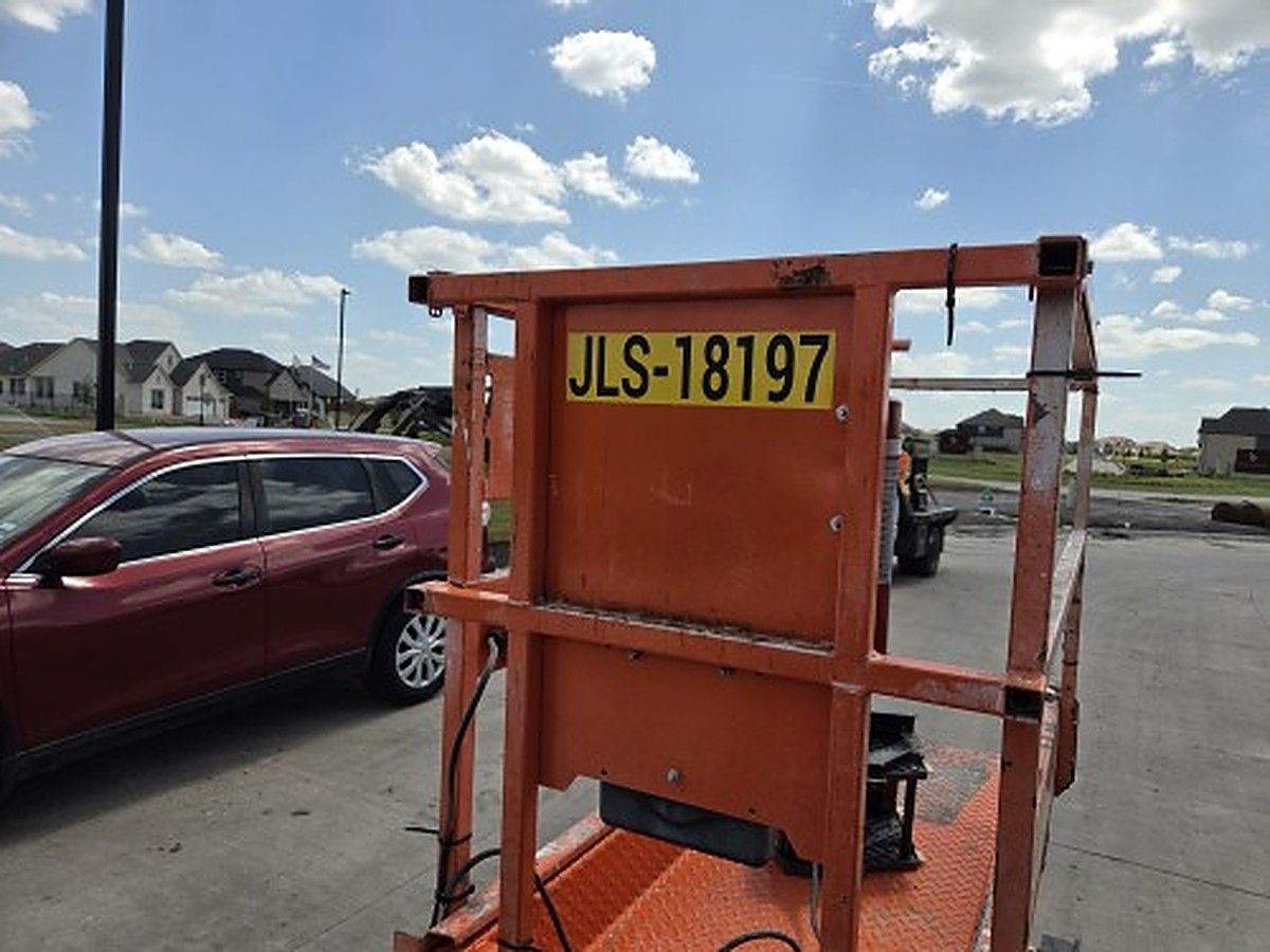 JLG 1932R photo 2