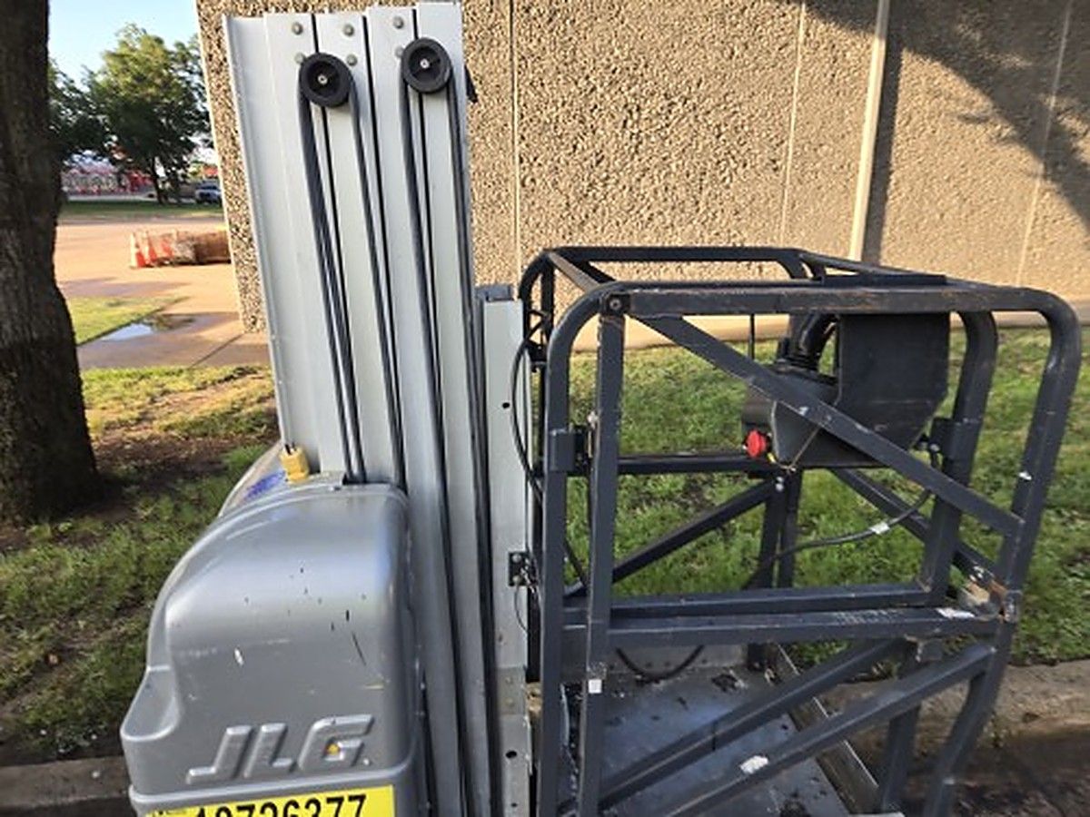 JLG 20MVL photo 2