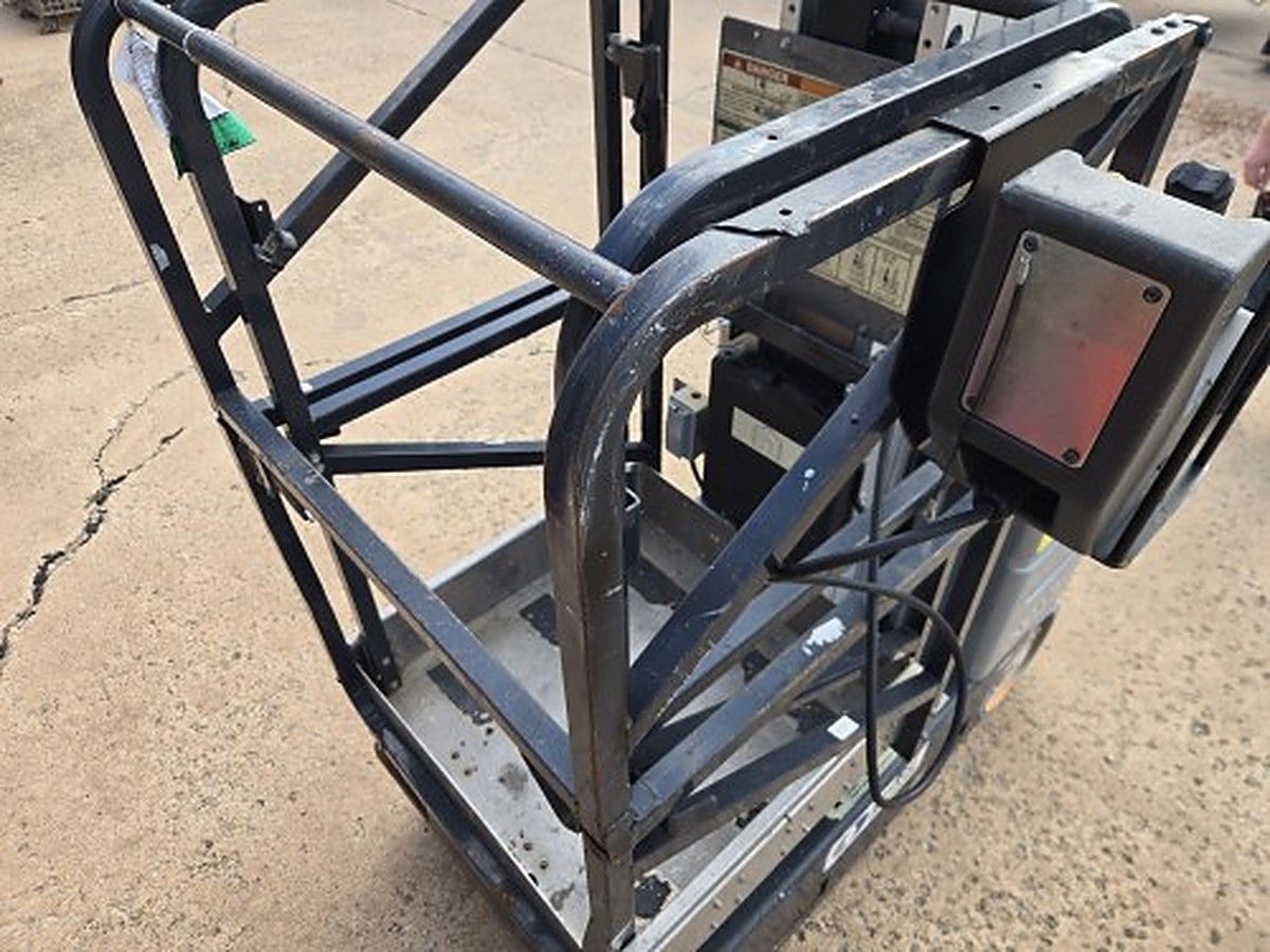 JLG 20MVL photo 6