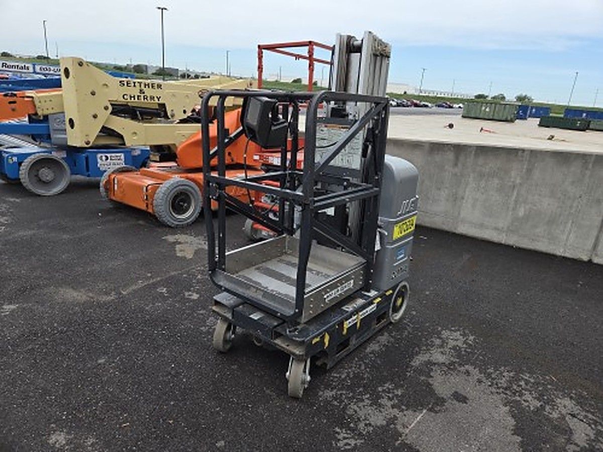 JLG 20MVL photo 4
