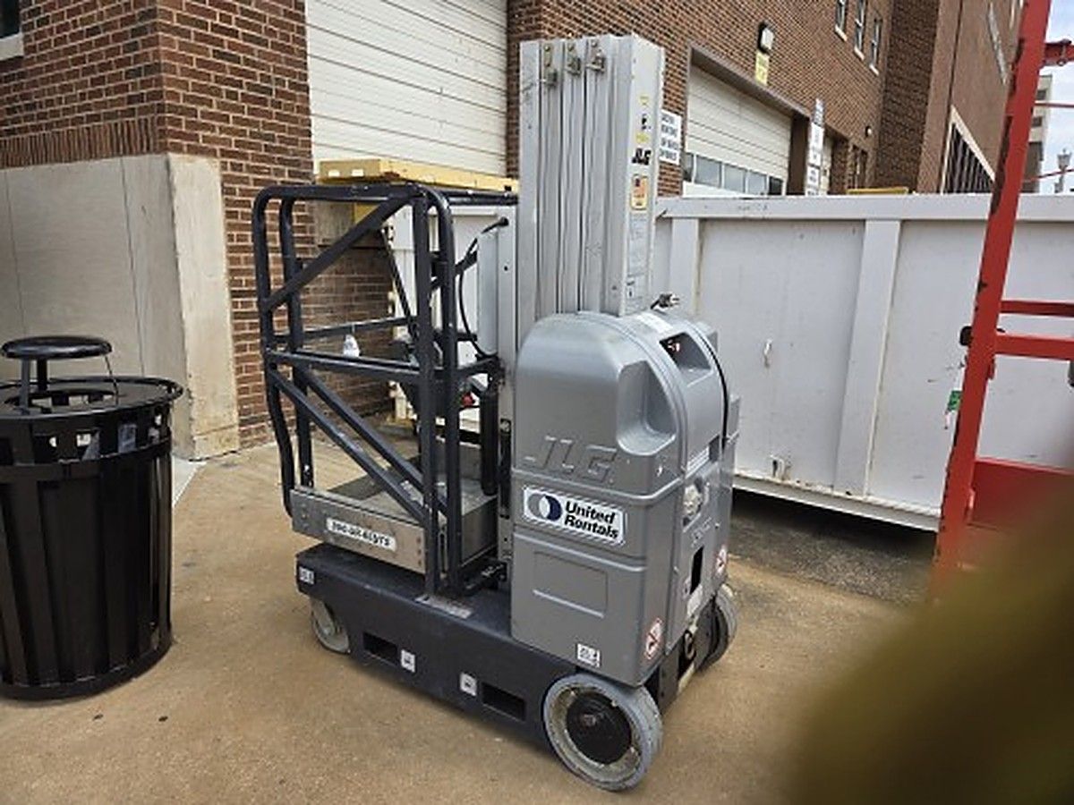 JLG 20MVL photo 4