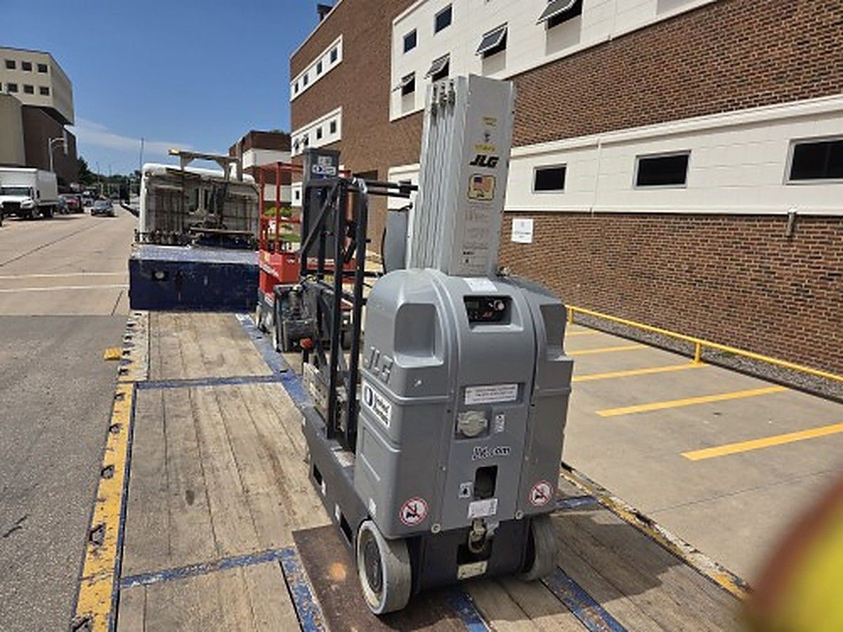 JLG 20MVL photo 7
