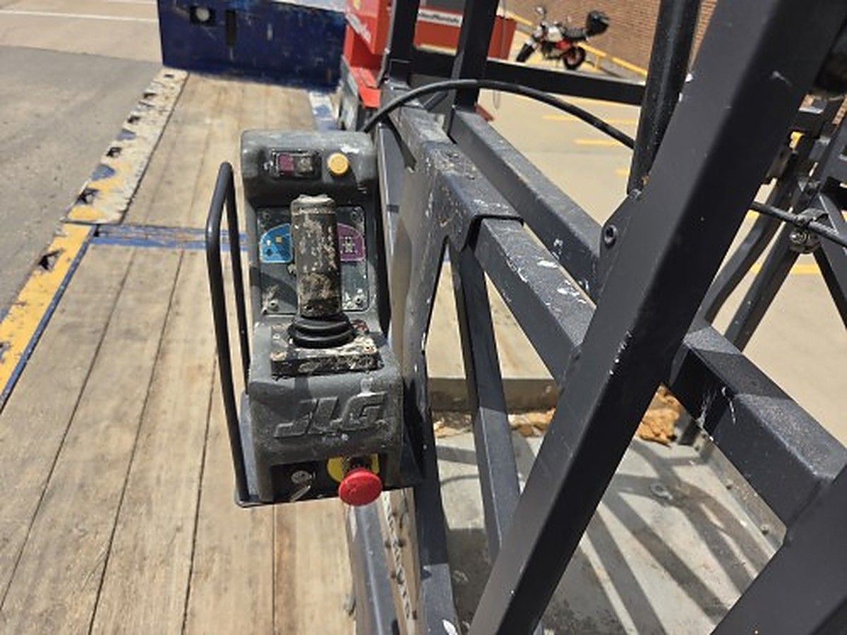 JLG 20MVL photo 10