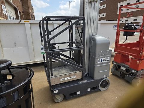 2018 JLG 20MVL Vertical Lift 18-20' Elec Self Propelled