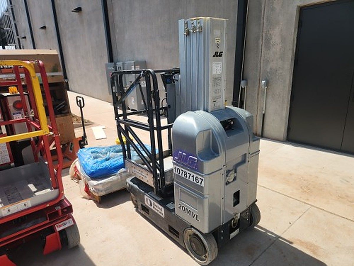 JLG 20MVL photo 11