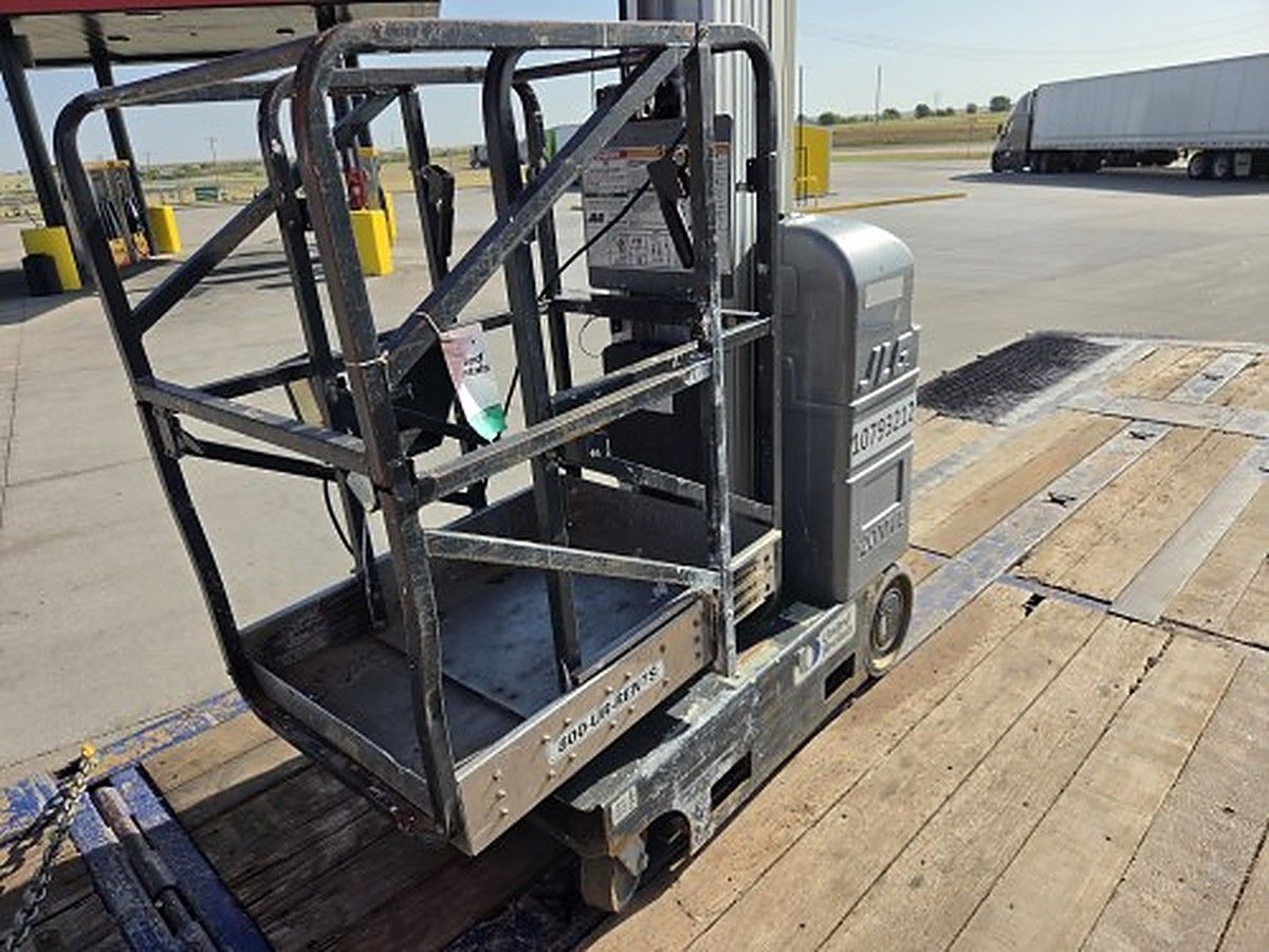 JLG 20MVL photo 4