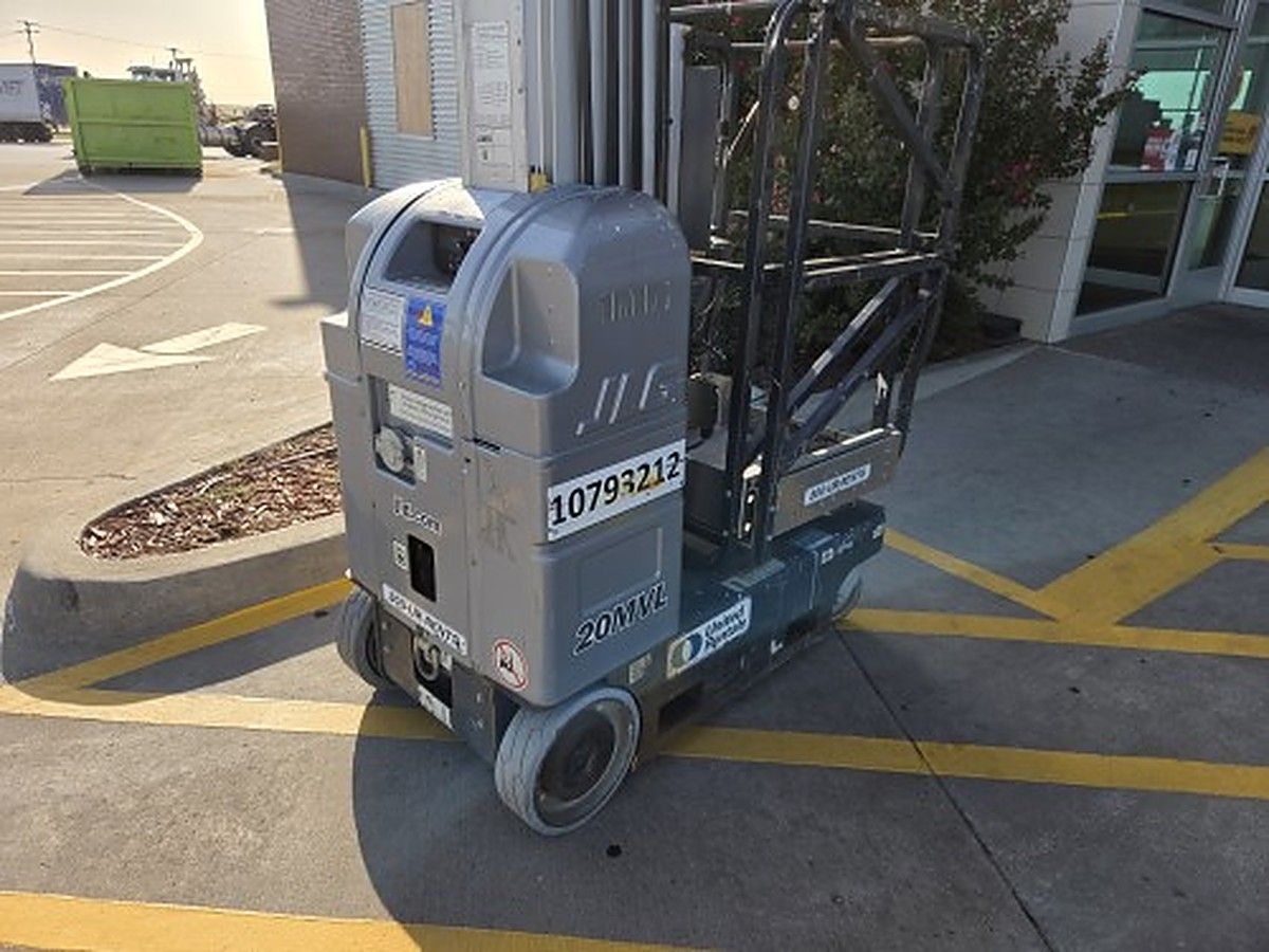 JLG 20MVL photo 10