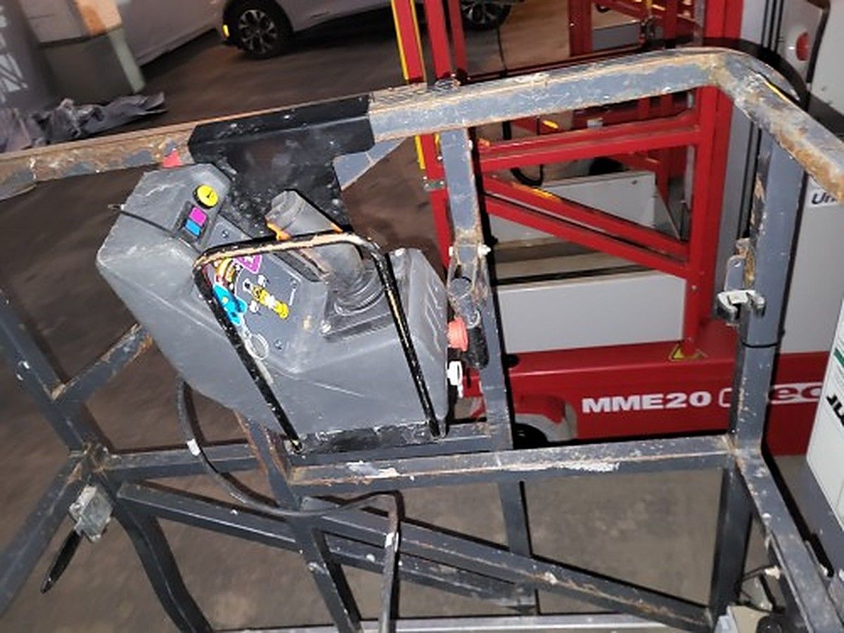 JLG 20MVL photo 4