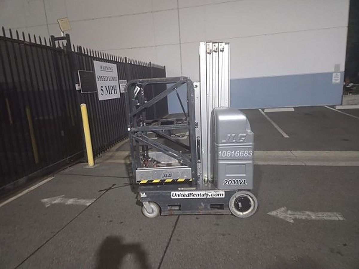 JLG 20MVL photo 4