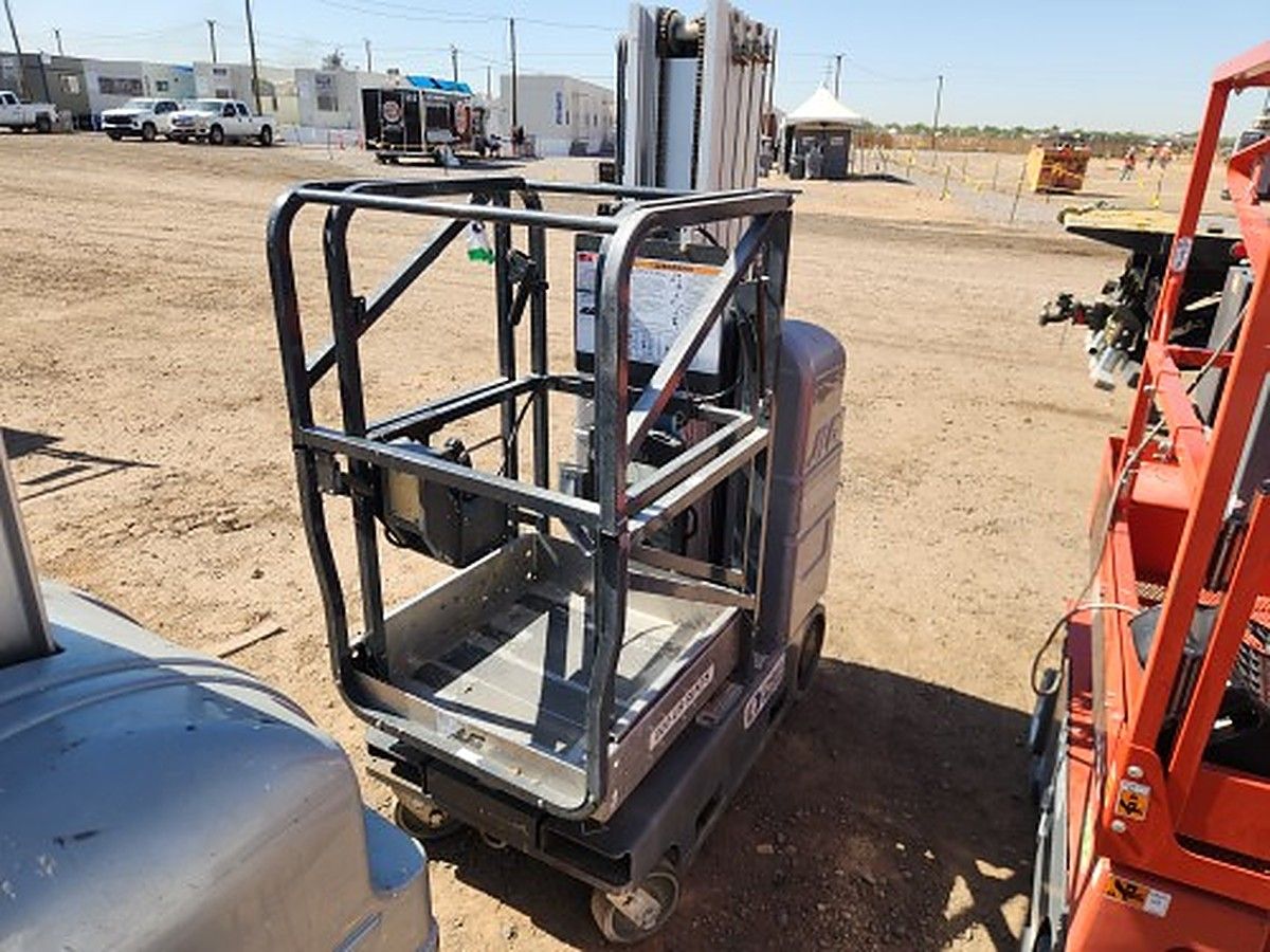JLG 20MVL photo 2