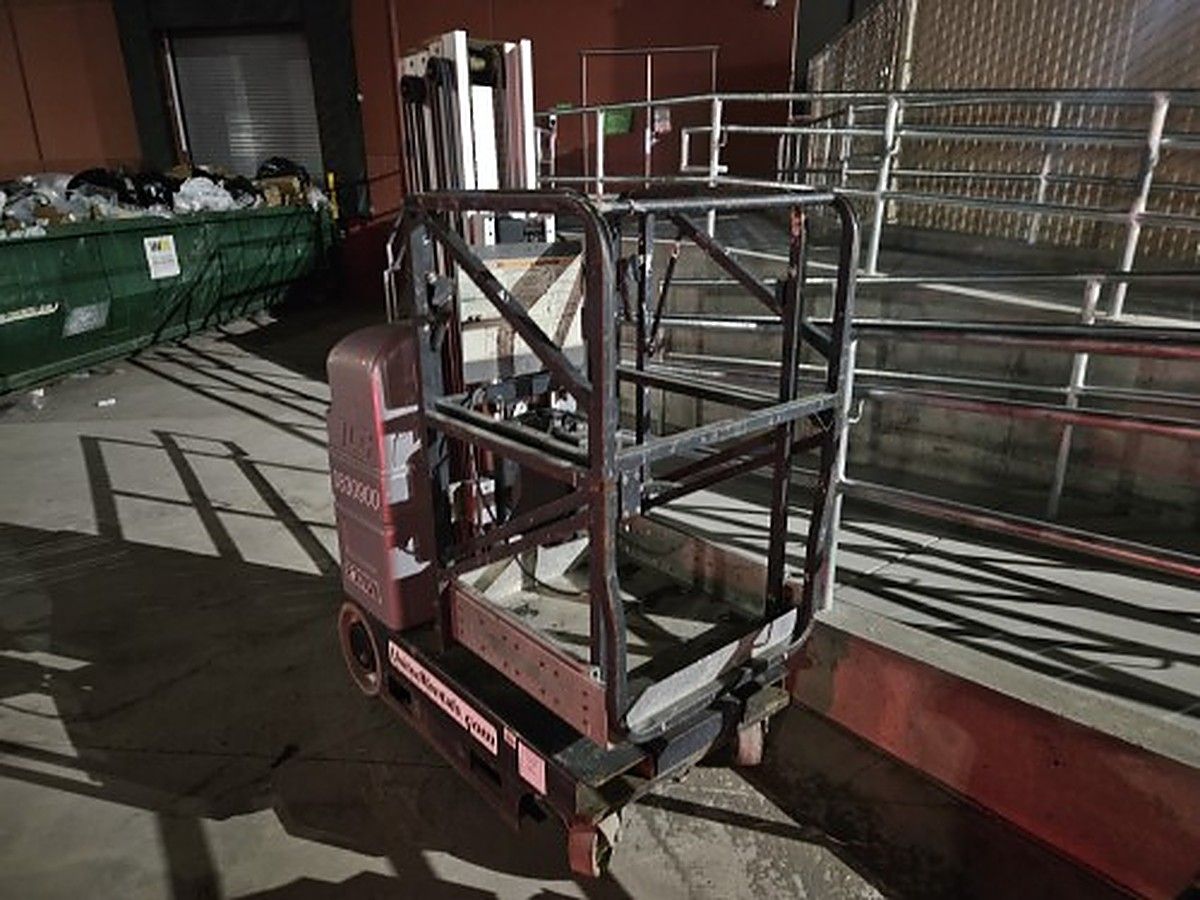 JLG 20MVL photo 3