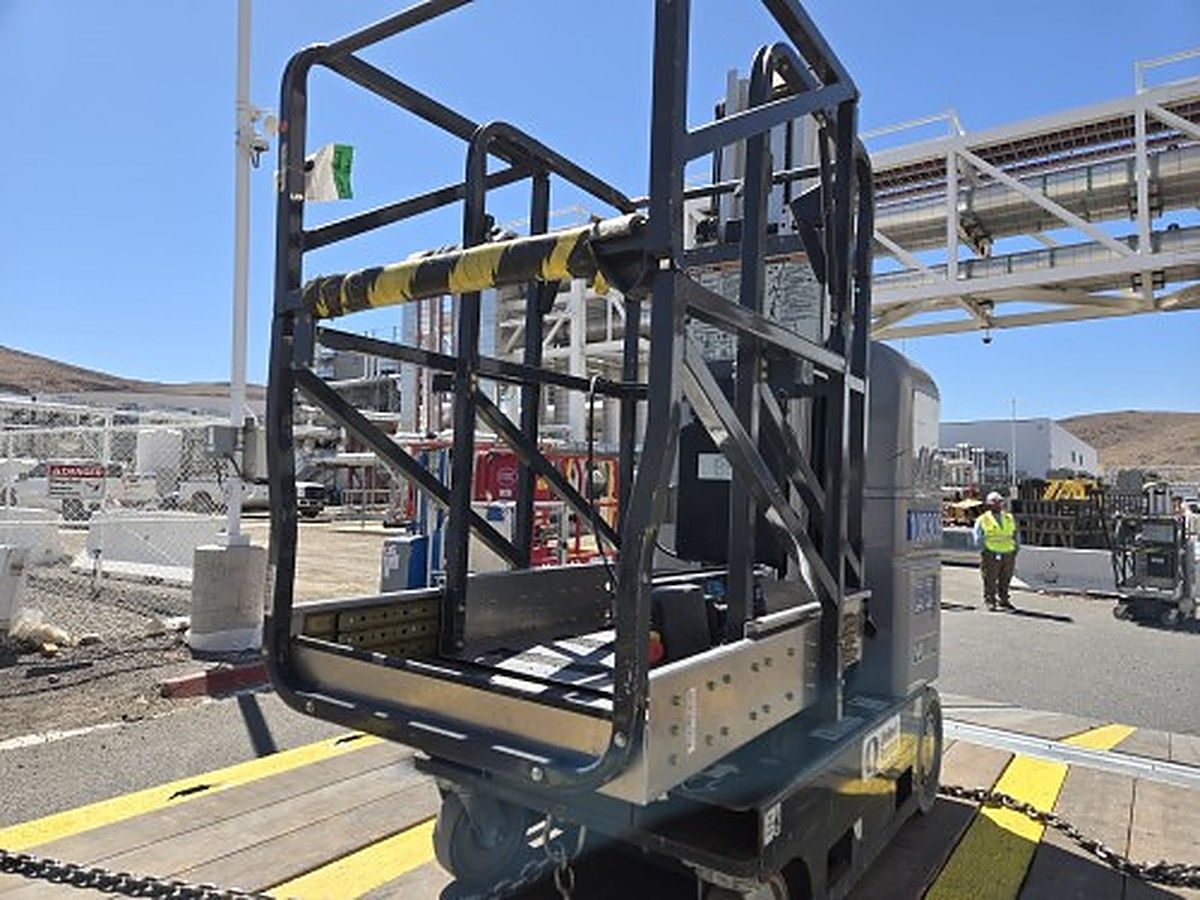 JLG 20MVL photo 2