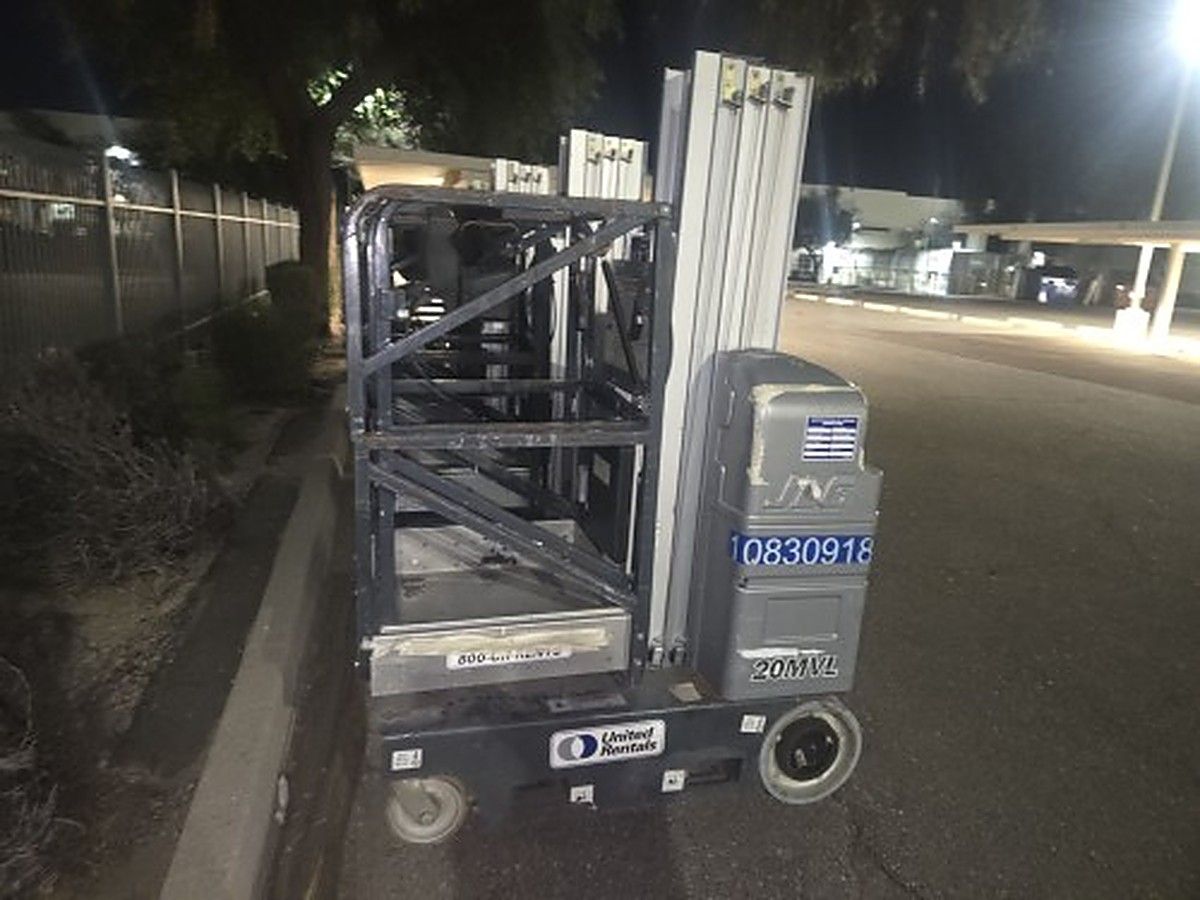 JLG 20MVL photo 4