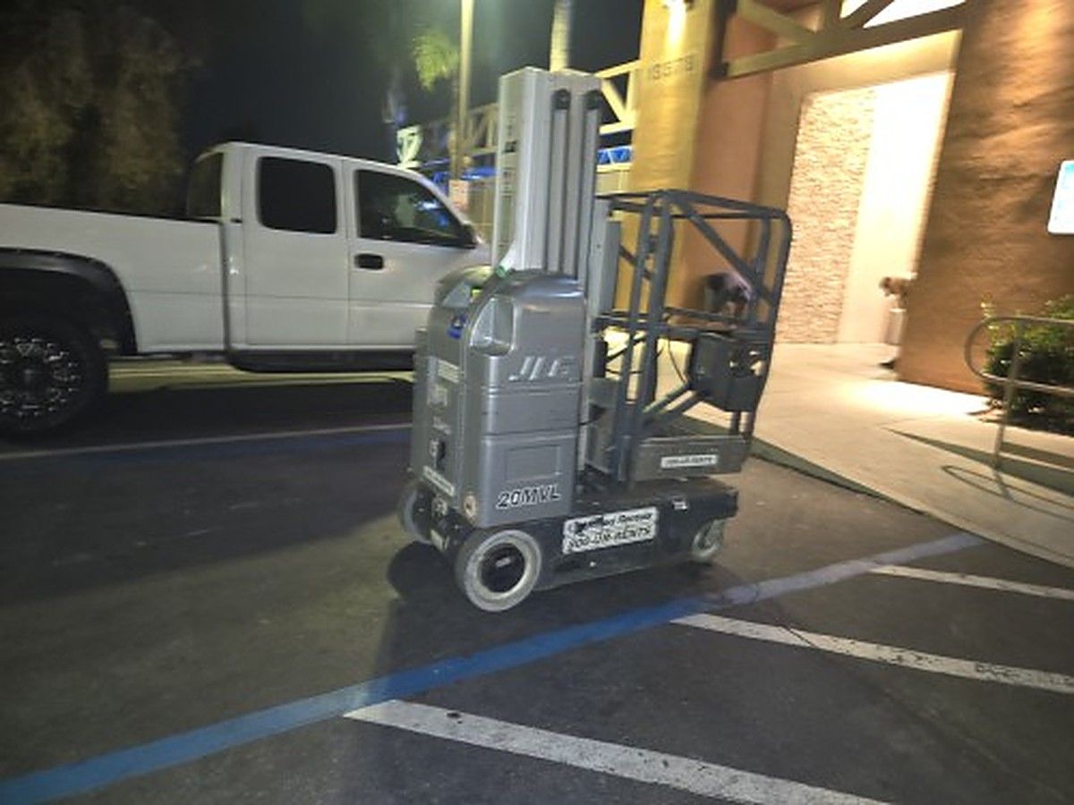 JLG 20MVL photo 2