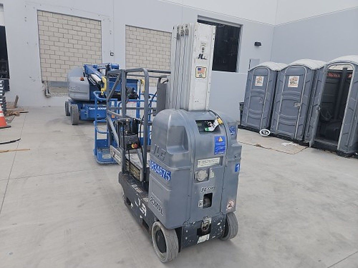JLG 20MVL photo 3