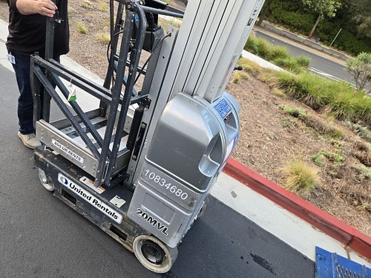 JLG 20MVL photo 5
