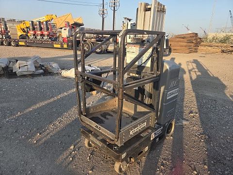 2018 JLG 20MVL Vertical Lift 18-20' Elec Self Propelled