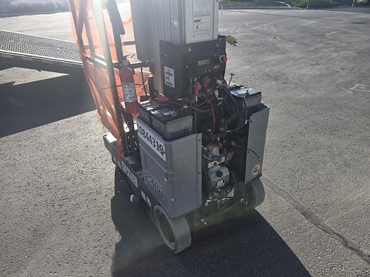 JLG 20MVL photo 5