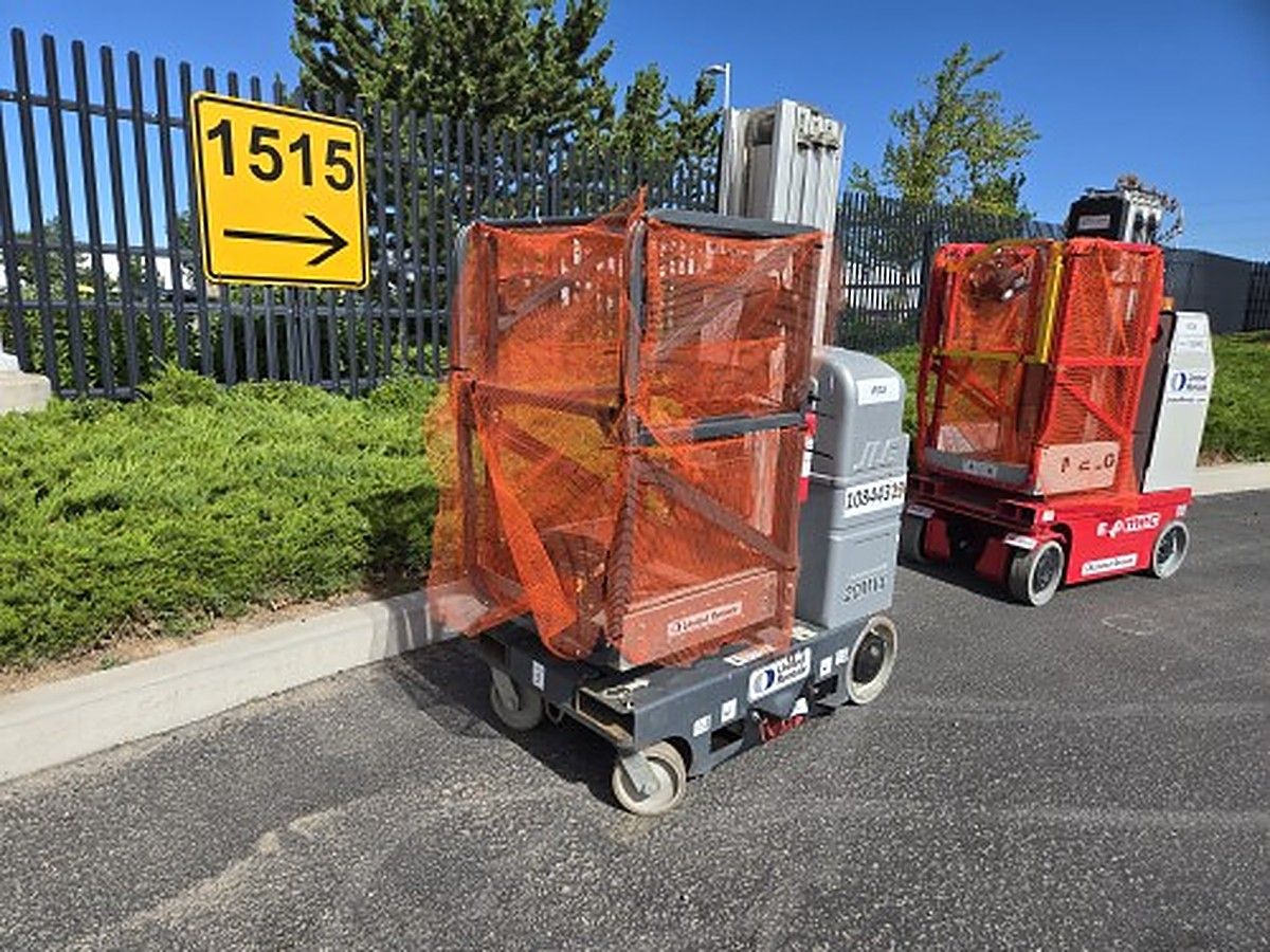 JLG 20MVL photo 9