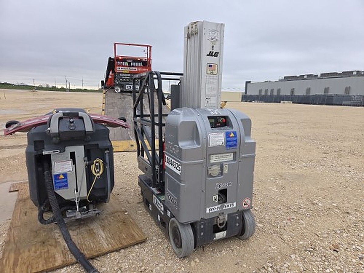 JLG 20MVL photo 2