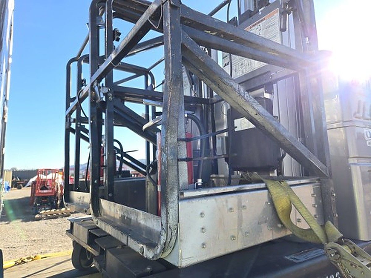 JLG 20MVL photo 2
