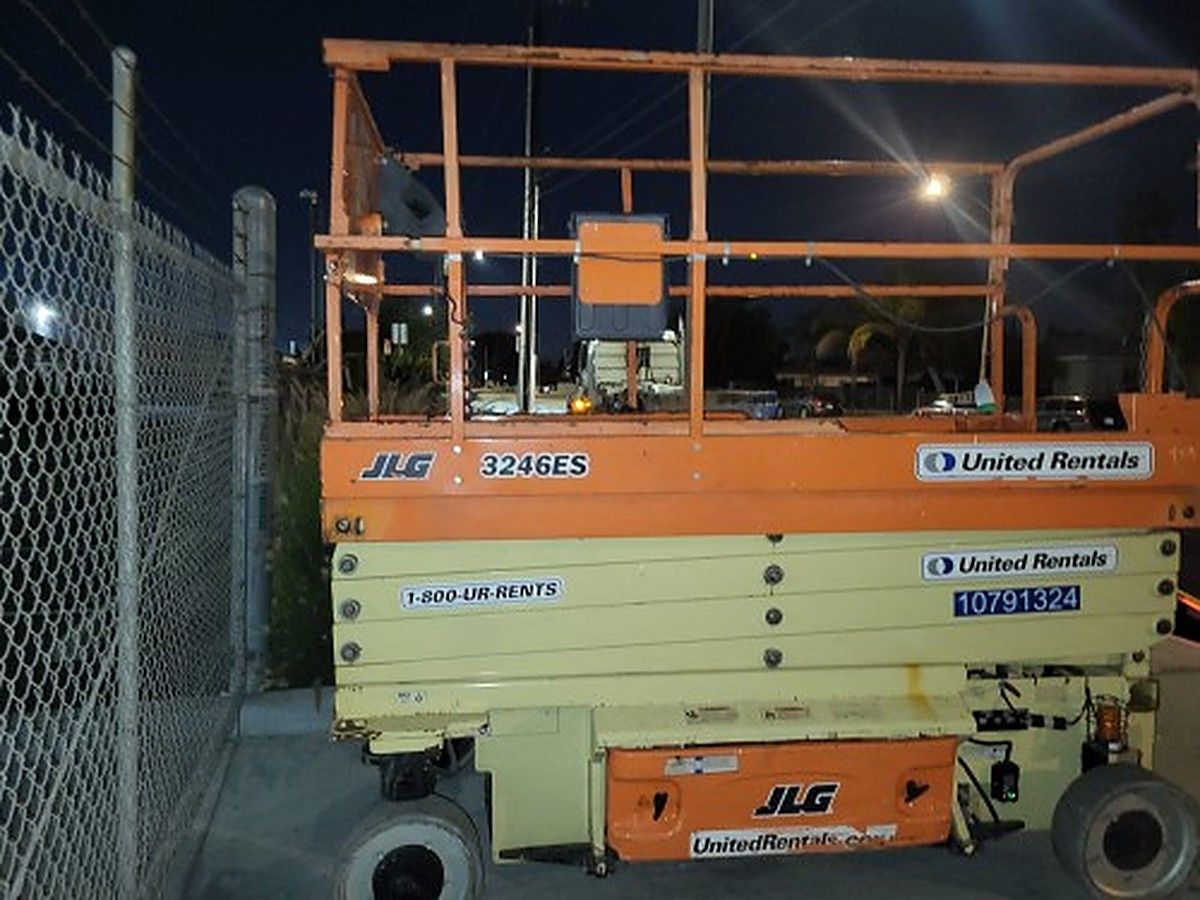 JLG 3246ES photo 10