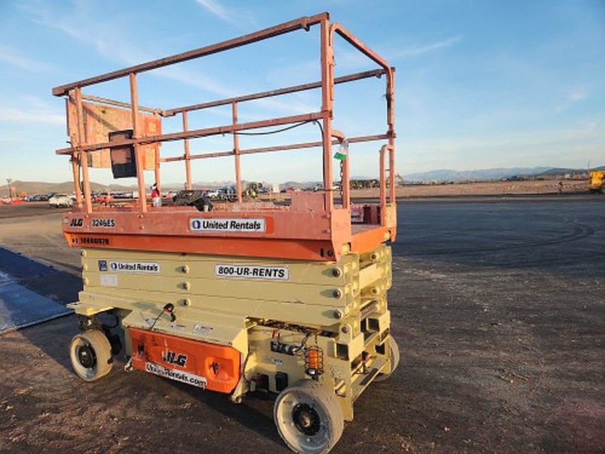 JLG 3246ES photo 4