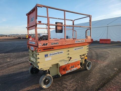 2018 JLG 3246ES for sale