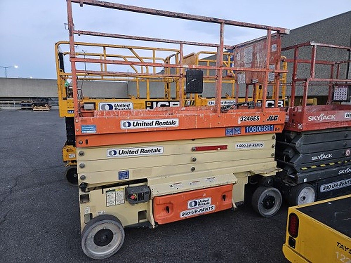 JLG 3246ES photo 2
