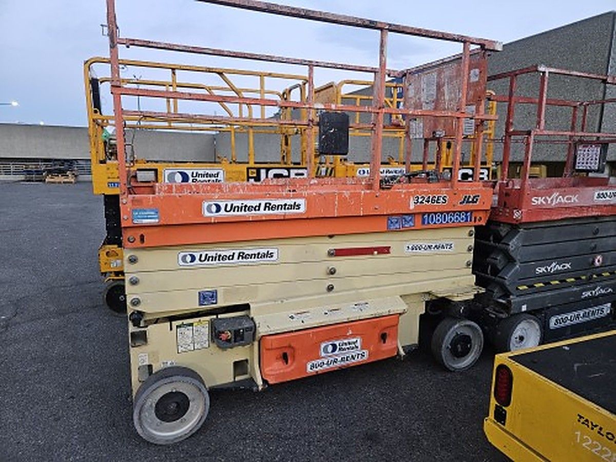 JLG 3246ES photo 3