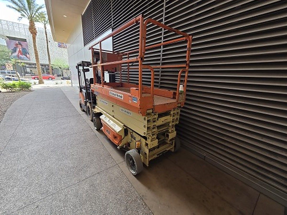 JLG 3246ES photo 7
