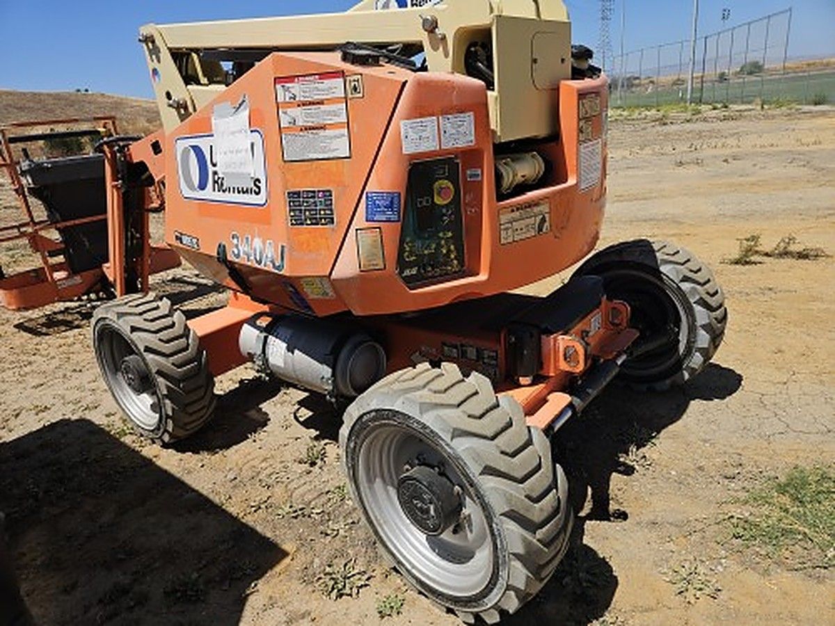 JLG 340AJ photo 3