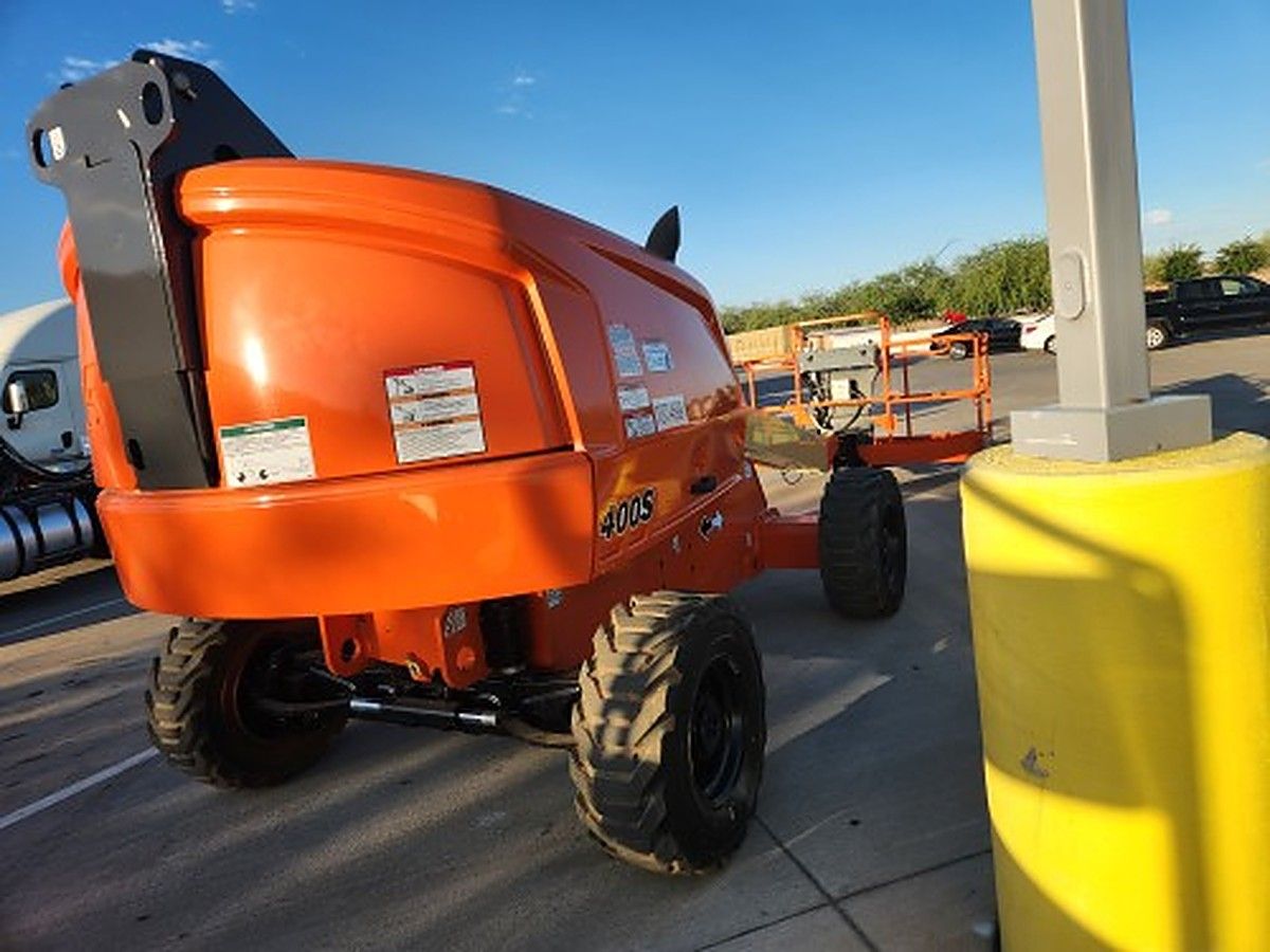 JLG 400S photo 2